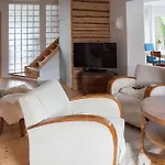 Allika Holiday House 페르누